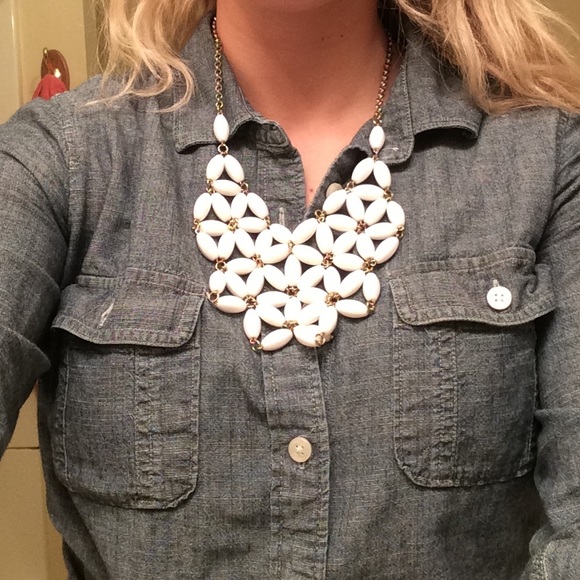 J. Crew White Tessellate Bubble Necklace - Picture 4 of 4